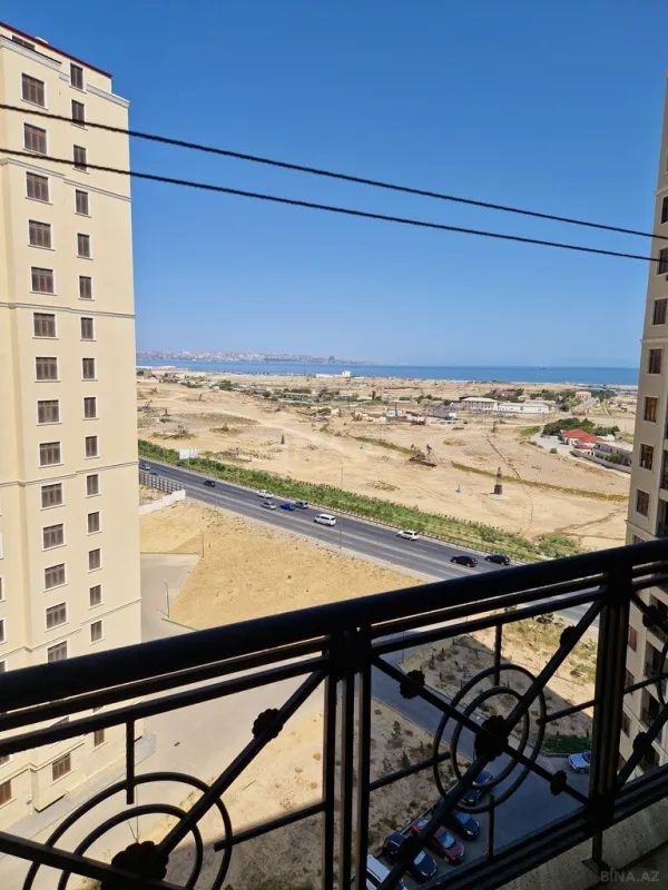 Satılır 2 otaqlı mənzil 73 m²