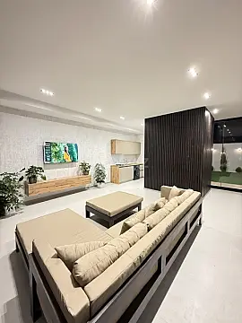 Satılır 5 otaqlı həyət evi 260 m²