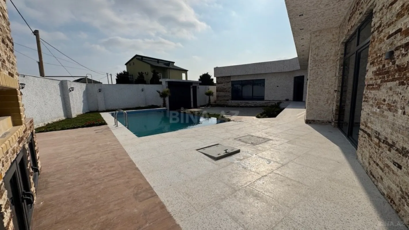 Satılır 5 otaqlı həyət evi 200 m²
