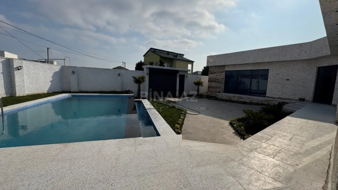 Satılır 5 otaqlı həyət evi 200 m²