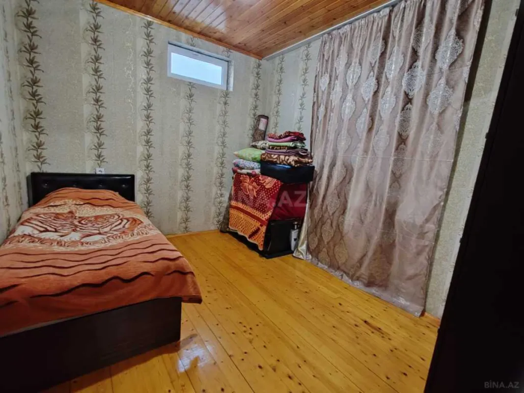 Satılır 4 otaqlı həyət evi 140 m²