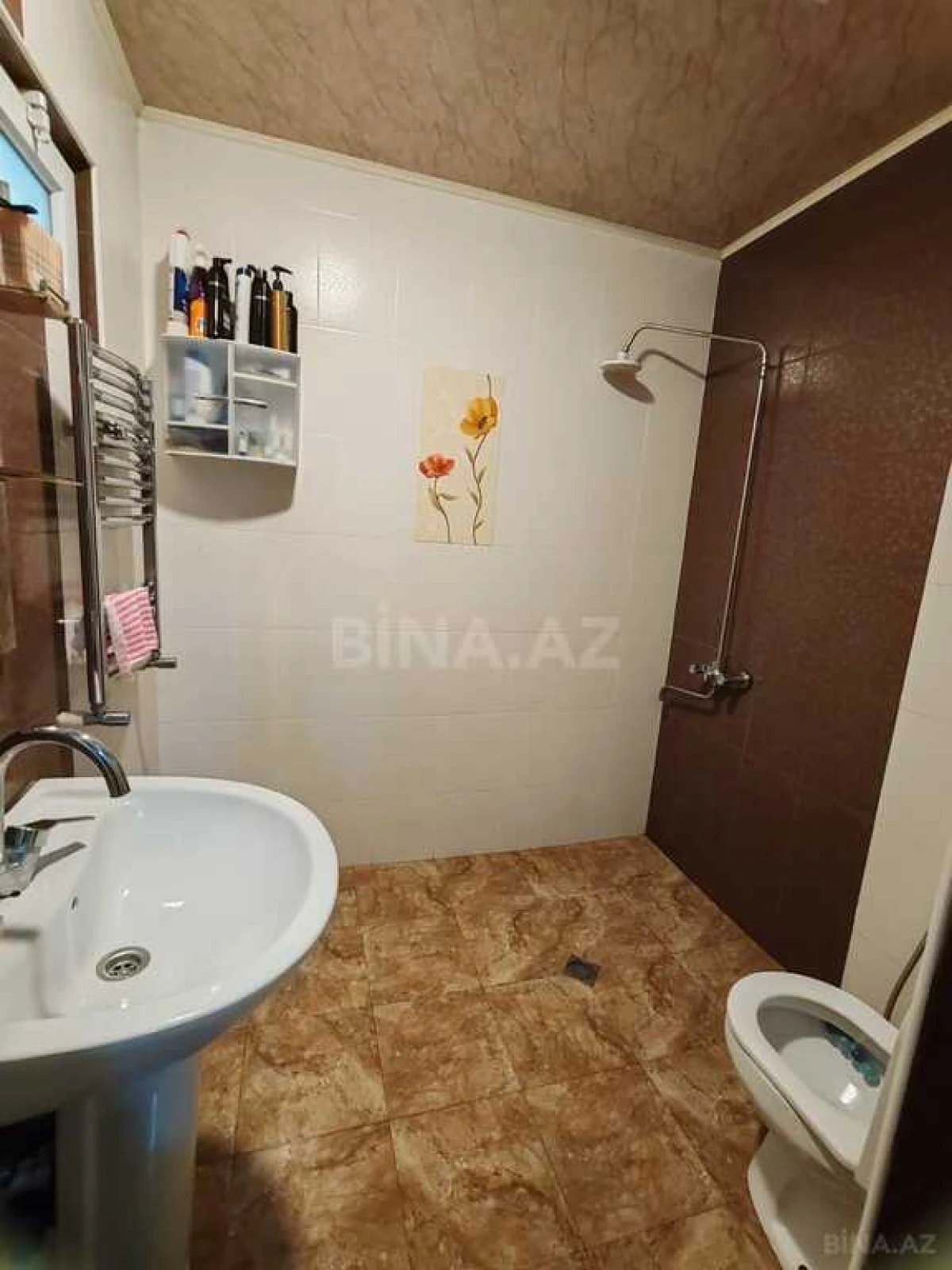 Satılır 4 otaqlı həyət evi 140 m²