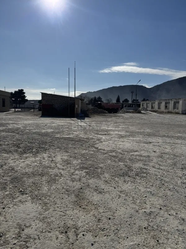 Satılır torpaq sahəsi 689 m²