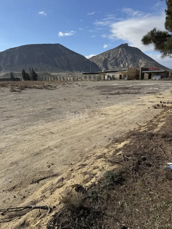 Satılır torpaq sahəsi 689 m²