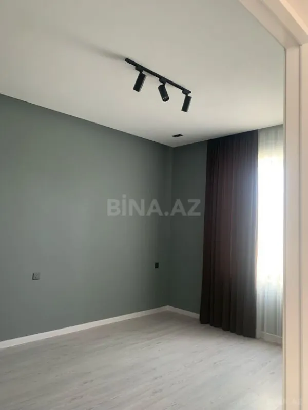 Satılır 6 otaqlı həyət evi 170 m²