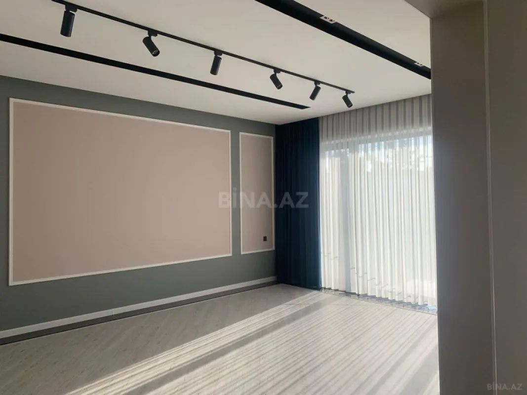 Satılır 6 otaqlı həyət evi 170 m²