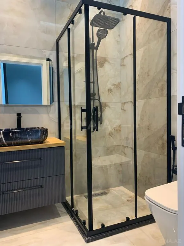 Satılır 6 otaqlı həyət evi 170 m²