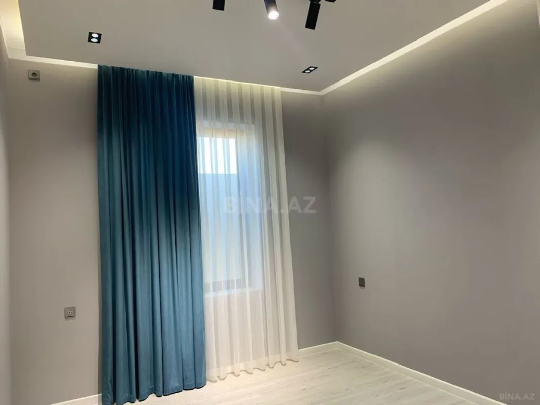 Satılır 6 otaqlı həyət evi 170 m²