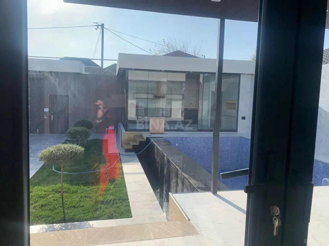 Satılır 6 otaqlı həyət evi 170 m²