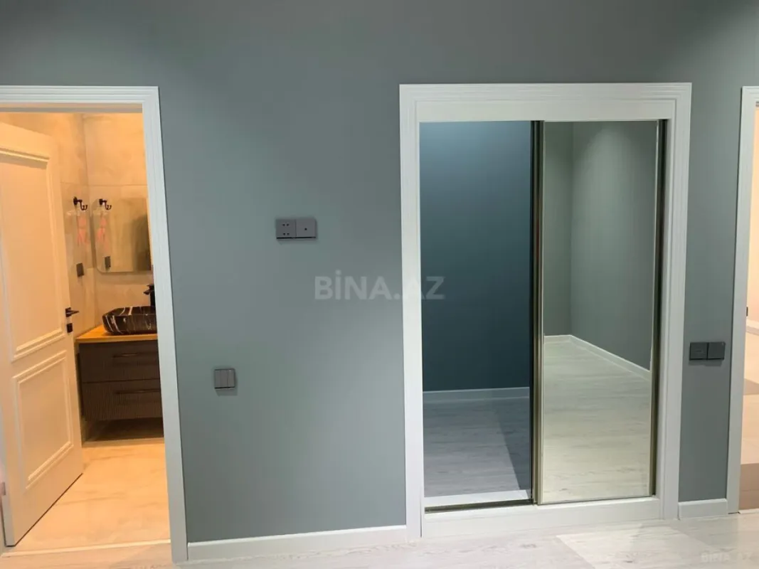 Satılır 6 otaqlı həyət evi 170 m²