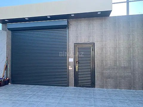 Satılır 6 otaqlı həyət evi 170 m²