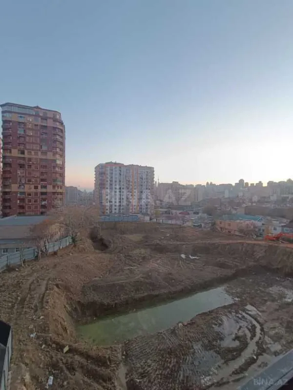 Satılır 3 otaqlı mənzil 114 m²