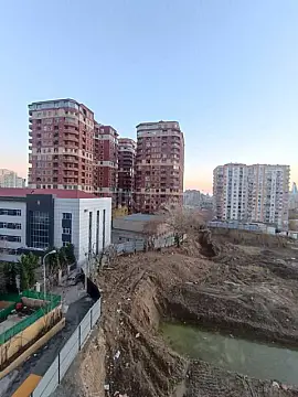 Satılır 3 otaqlı mənzil 114 m²
