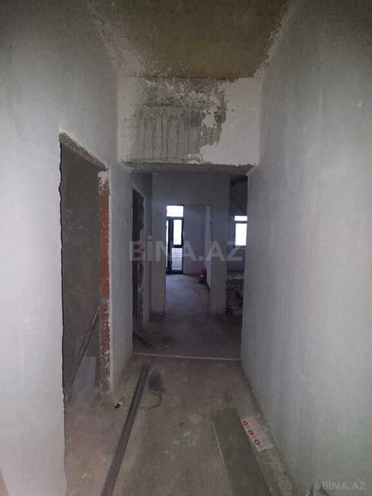 Satılır 3 otaqlı mənzil 114 m²