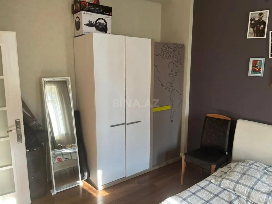 Satılır 3 otaqlı mənzil 115 m²