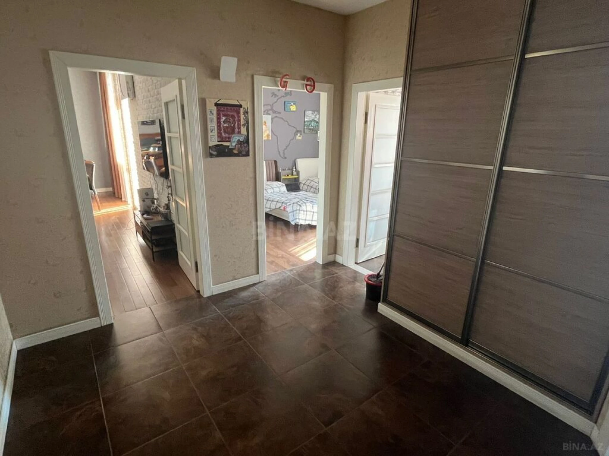 Satılır 3 otaqlı mənzil 115 m²