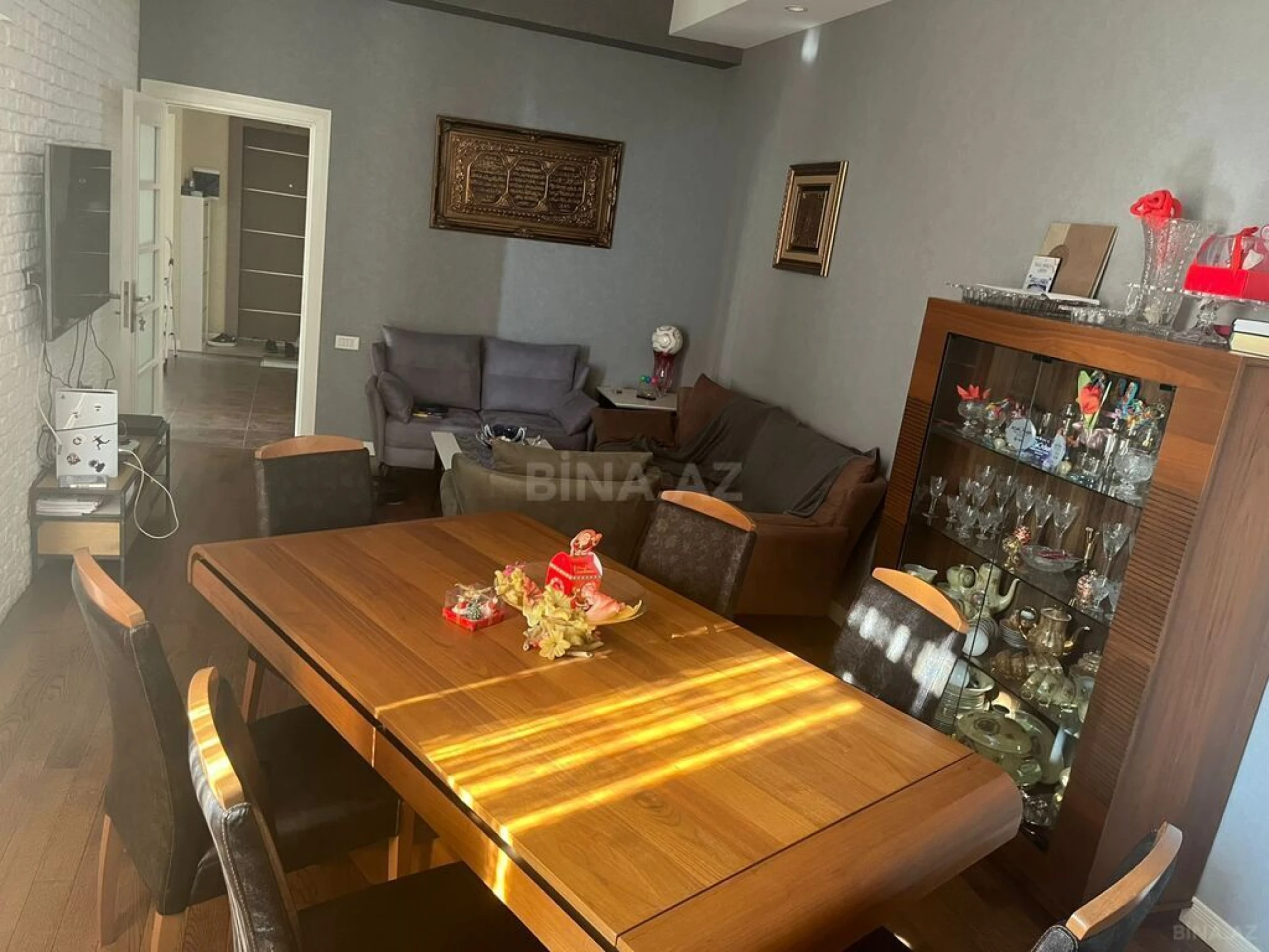 Satılır 3 otaqlı mənzil 115 m²