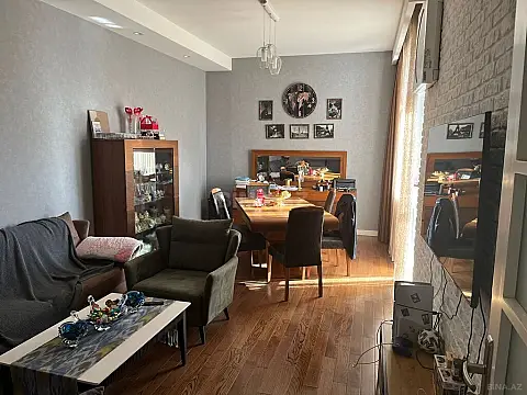 Satılır 3 otaqlı mənzil 115 m²