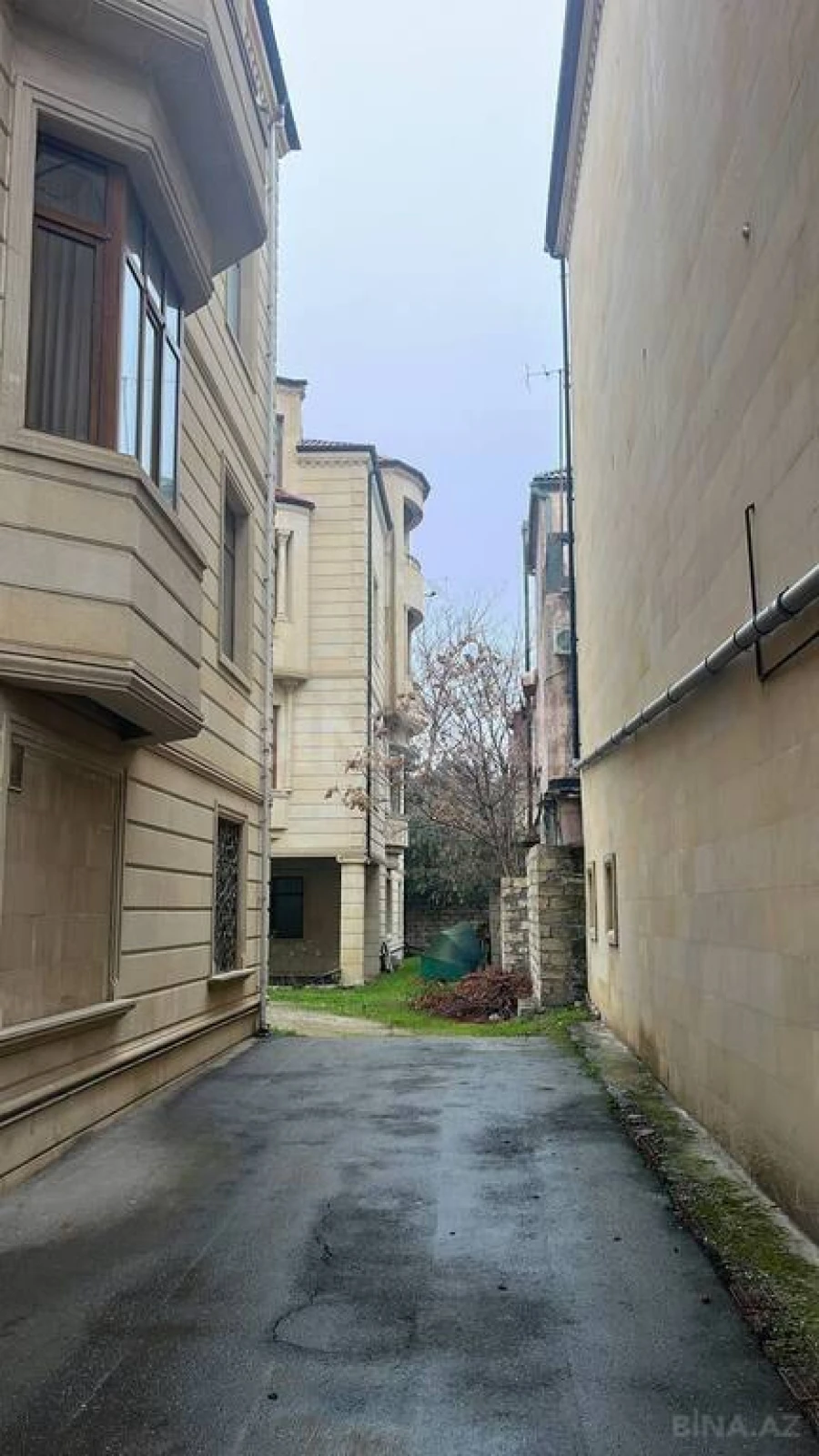 Satılır 7 otaqlı həyət evi 391 m²