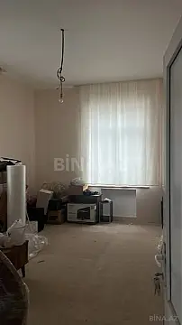 Satılır 7 otaqlı həyət evi 391 m²