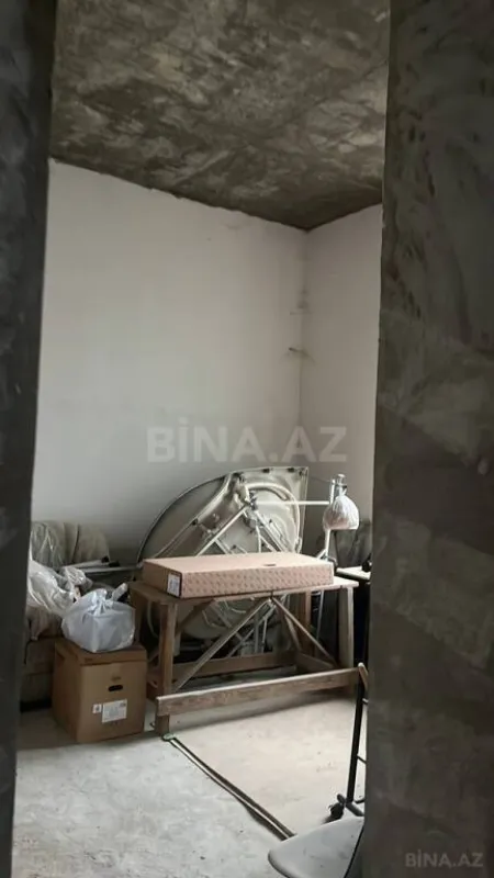 Satılır 7 otaqlı həyət evi 391 m²
