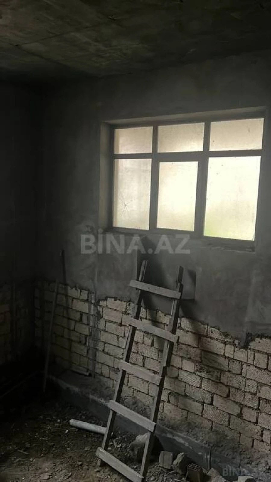 Satılır 7 otaqlı həyət evi 391 m²