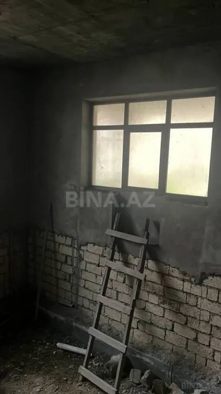 Satılır 7 otaqlı həyət evi 391 m²