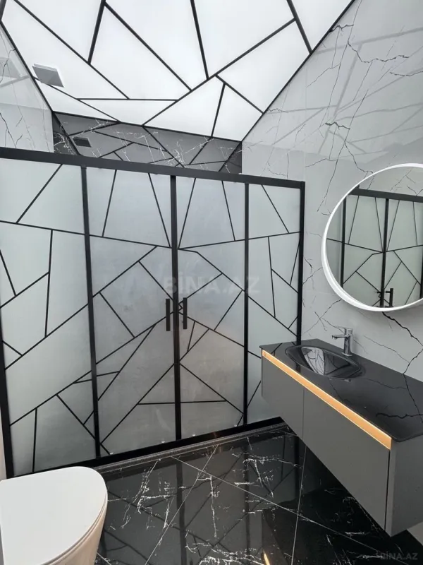 Satılır 5 otaqlı həyət evi 220 m²