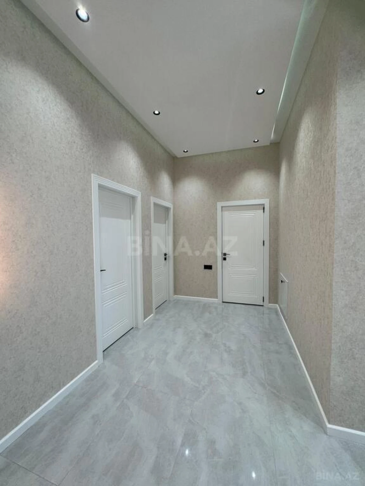 Satılır 4 otaqlı həyət evi 170 m²