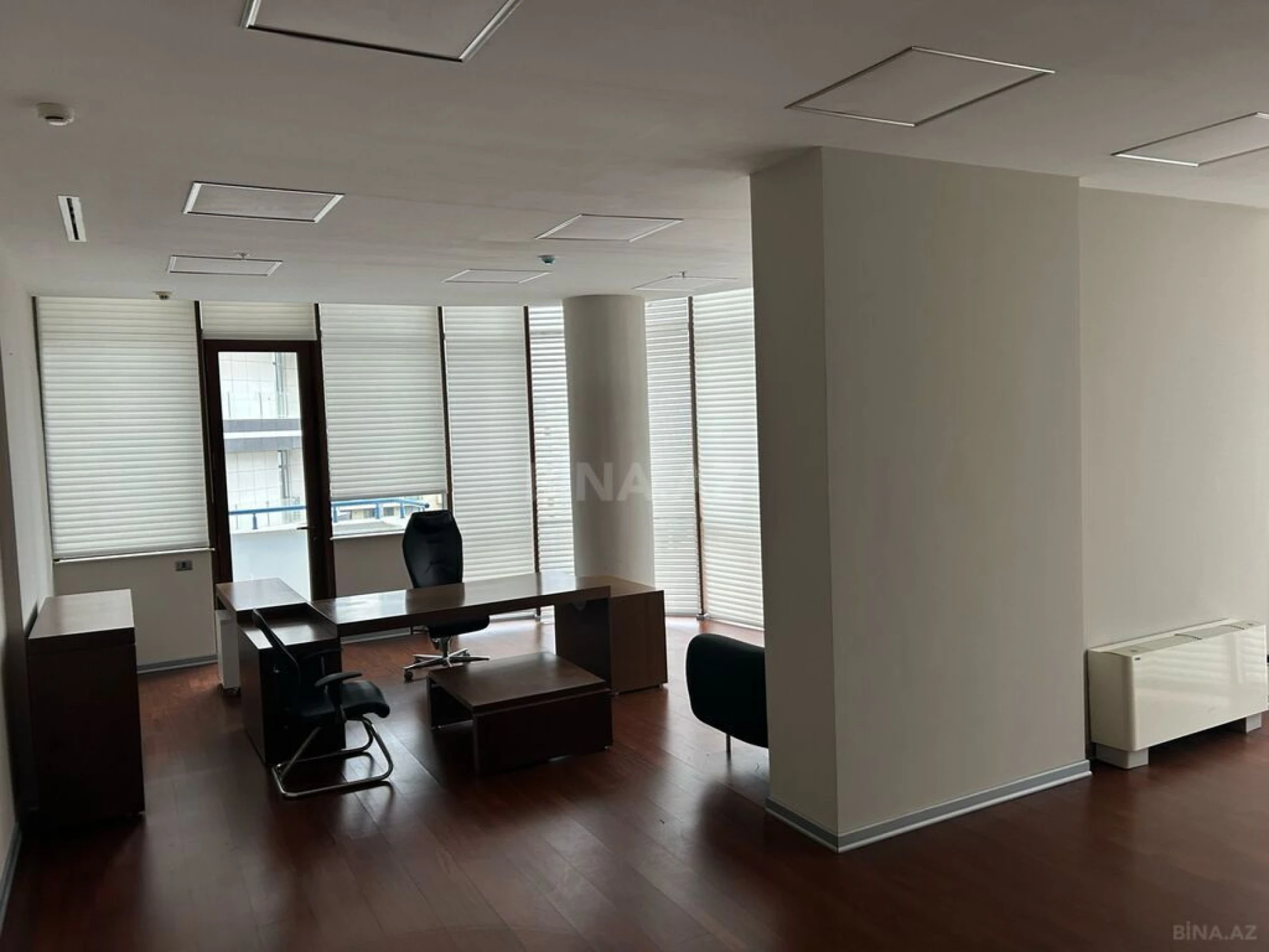 Satılır 15 otaqlı ofis 520 m²