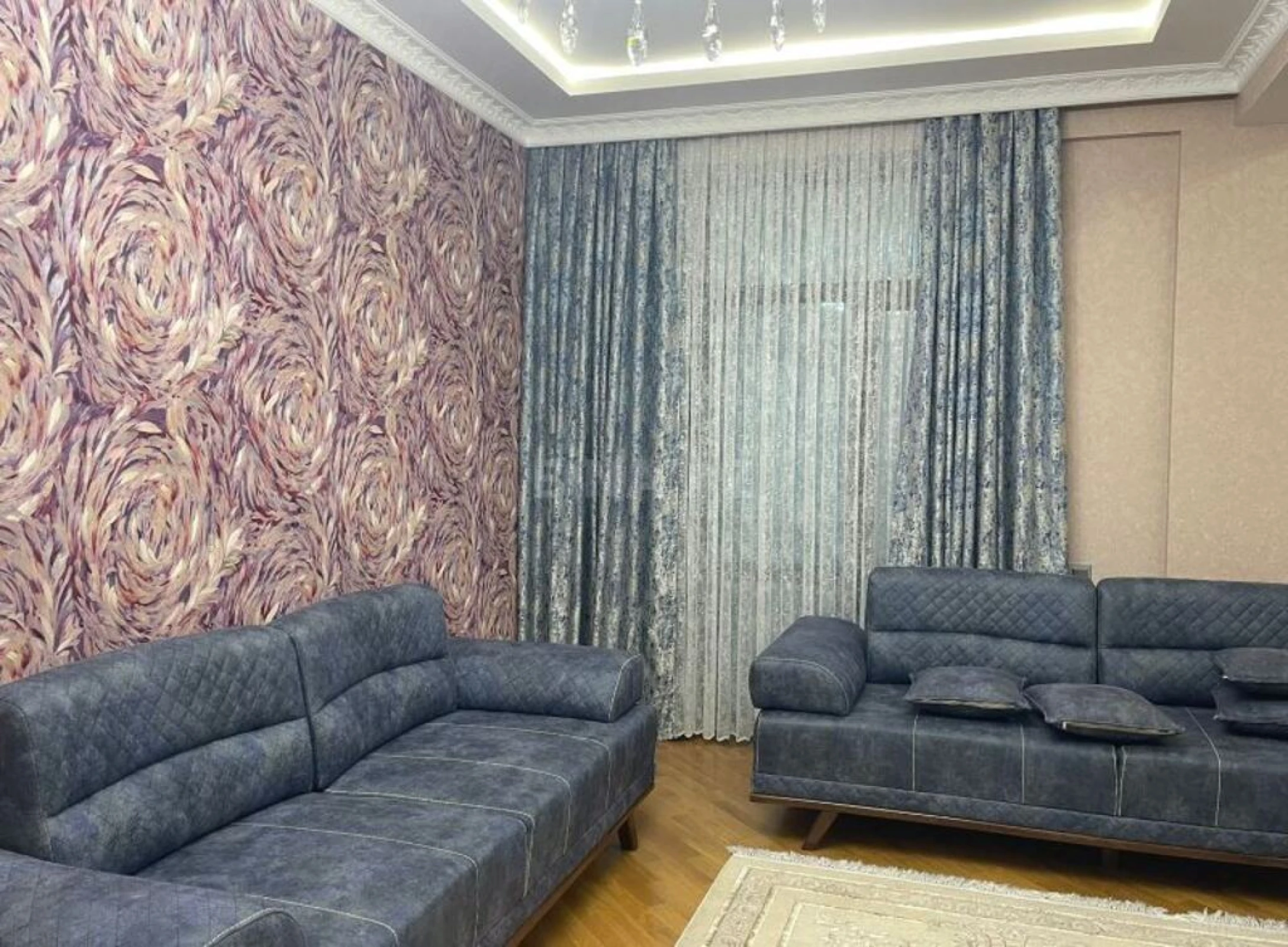 Satılır 3 otaqlı mənzil 120 m²