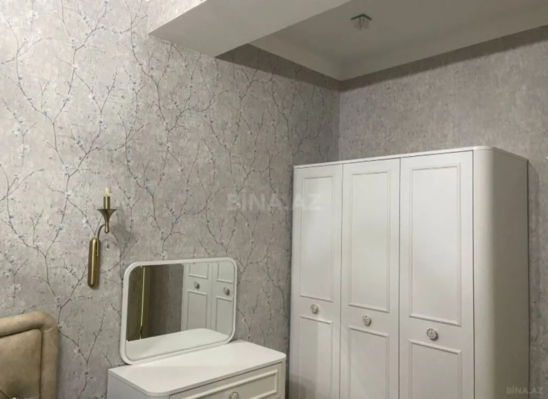 Satılır 3 otaqlı mənzil 120 m²