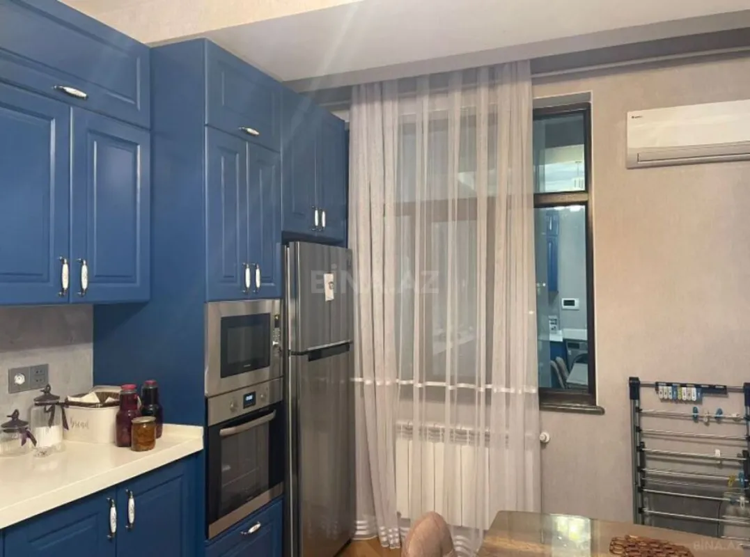 Satılır 3 otaqlı mənzil 120 m²