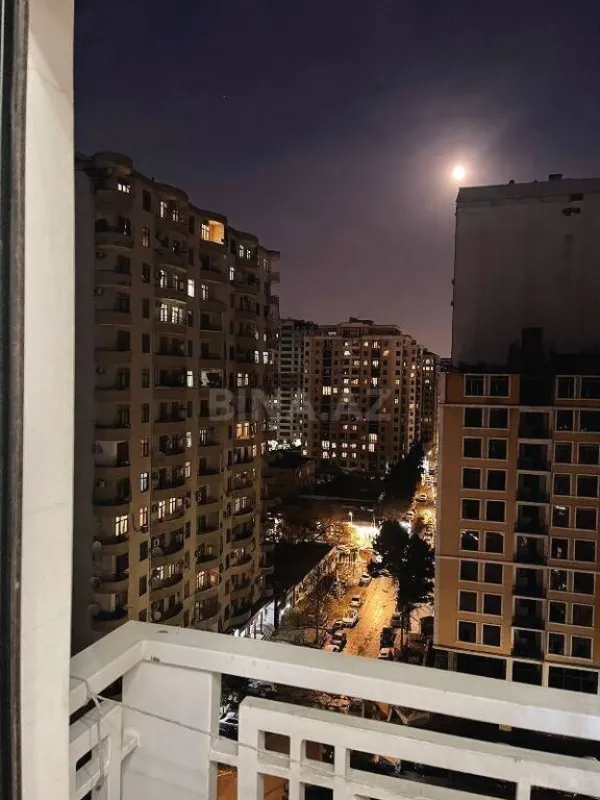 Satılır 3 otaqlı mənzil 120 m²