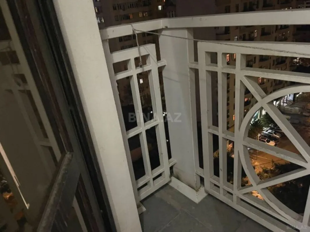 Satılır 3 otaqlı mənzil 120 m²