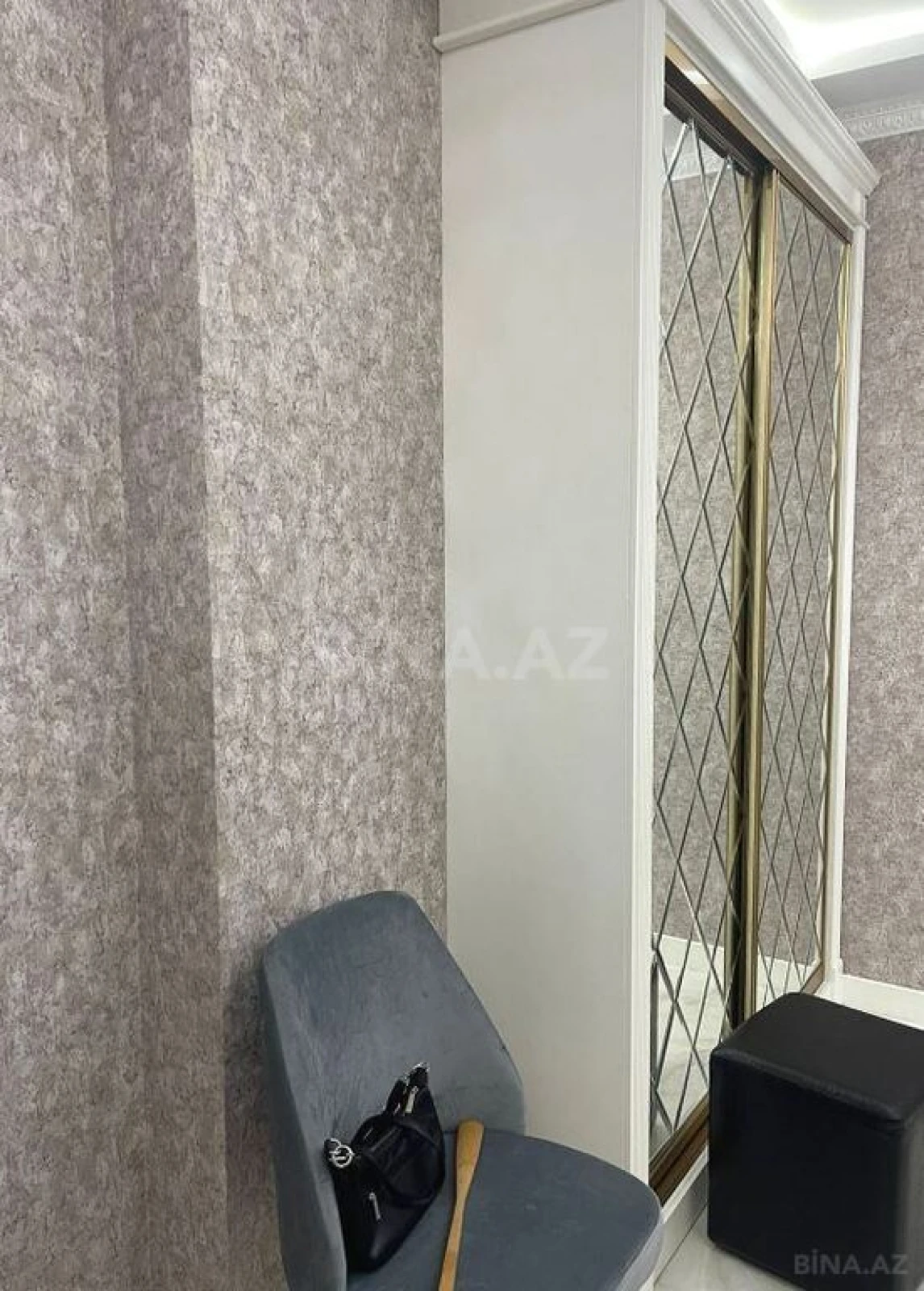 Satılır 3 otaqlı mənzil 120 m²