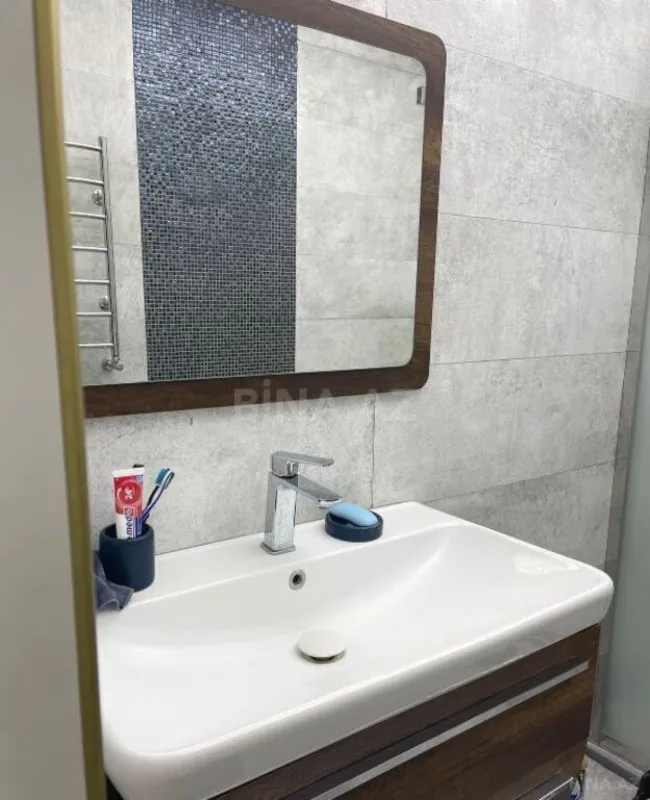 Satılır 3 otaqlı mənzil 120 m²