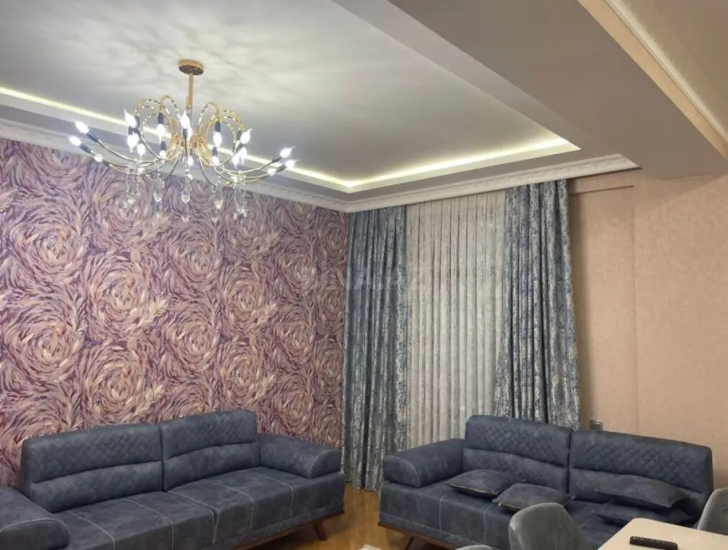 Satılır 3 otaqlı mənzil 120 m²