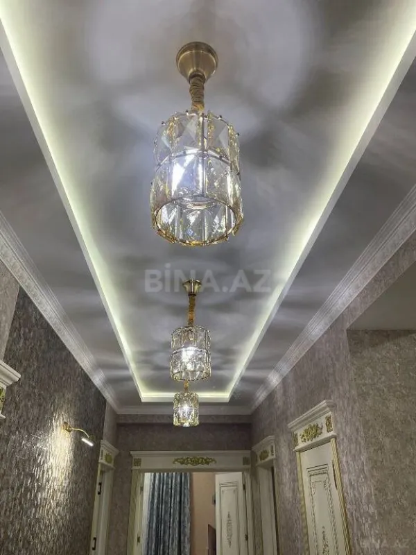 Satılır 3 otaqlı mənzil 120 m²
