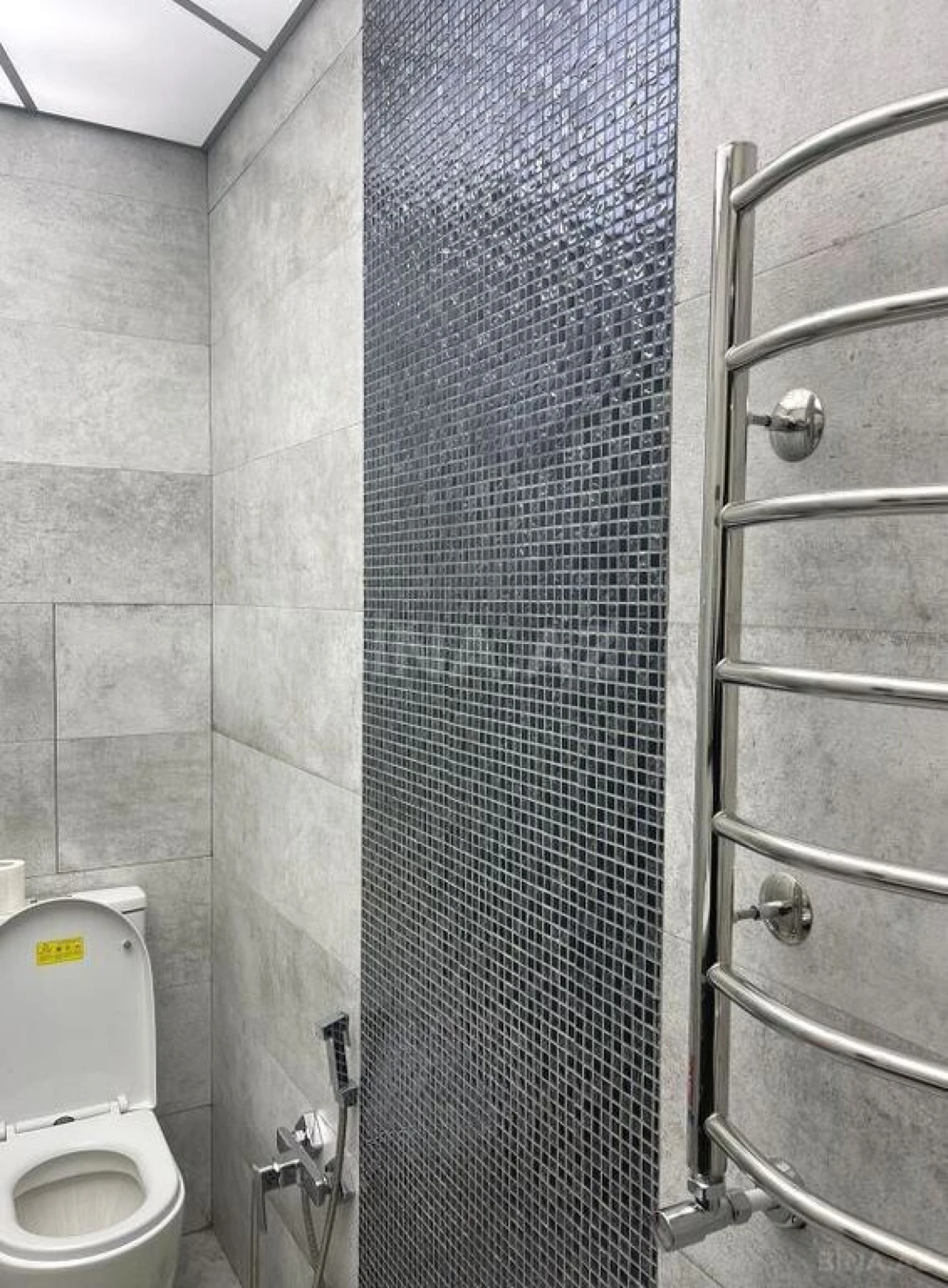 Satılır 3 otaqlı mənzil 120 m²