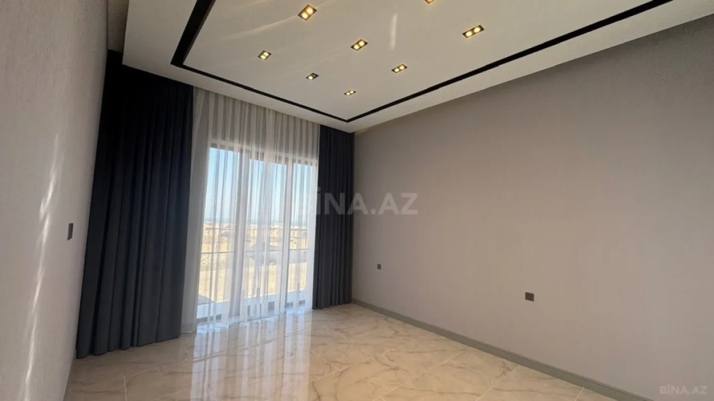 Satılır 4 otaqlı həyət evi 210 m²