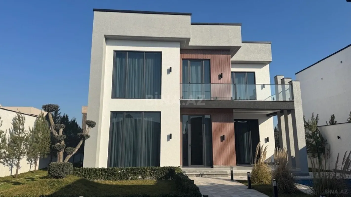 Satılır 4 otaqlı həyət evi 210 m²