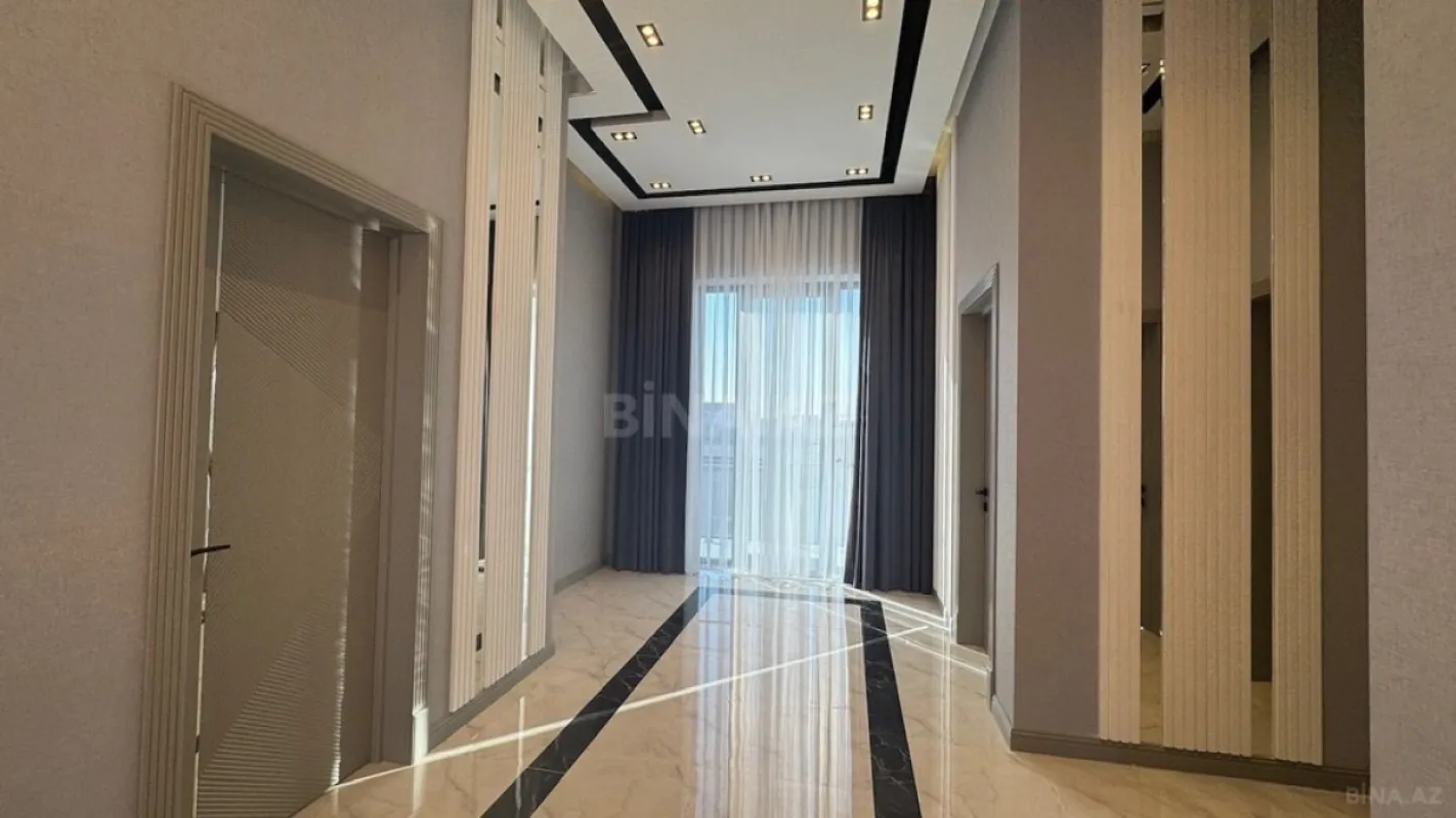 Satılır 4 otaqlı həyət evi 210 m²