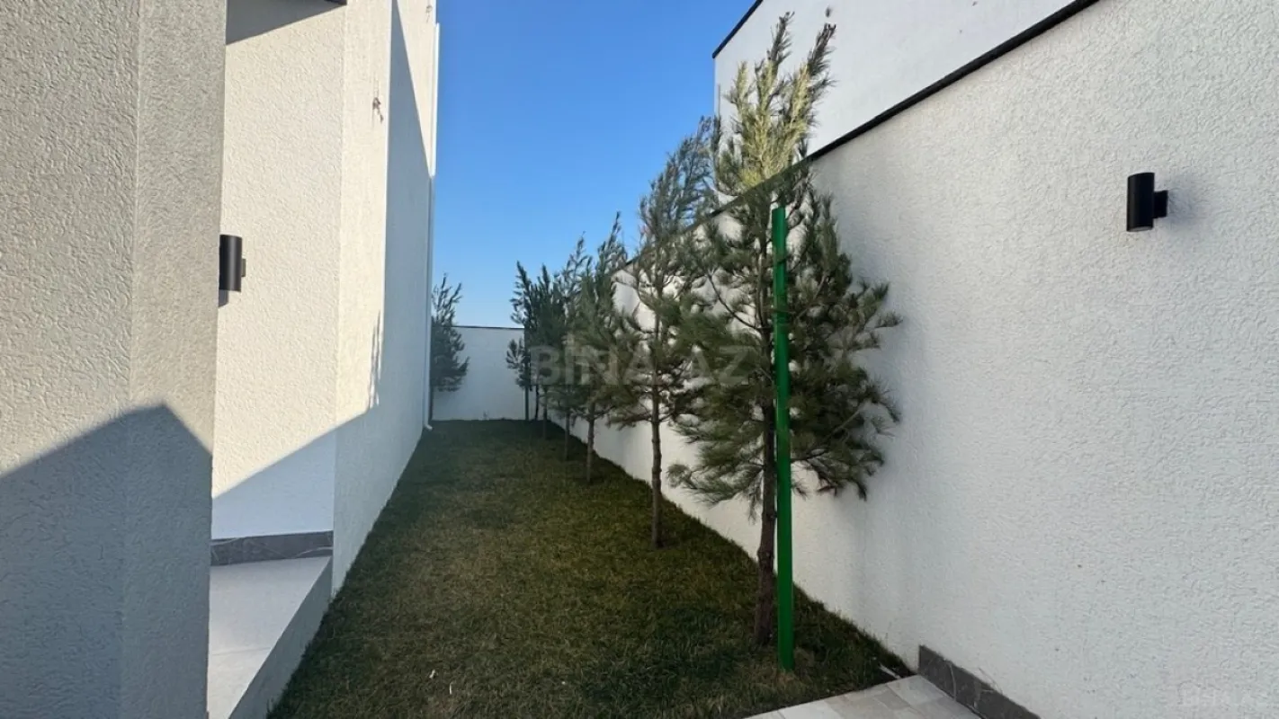 Satılır 4 otaqlı həyət evi 210 m²