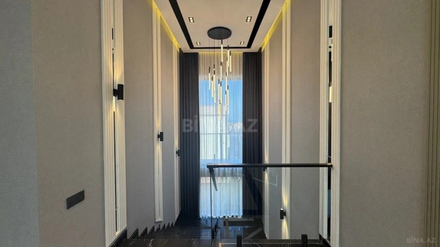 Satılır 4 otaqlı həyət evi 210 m²