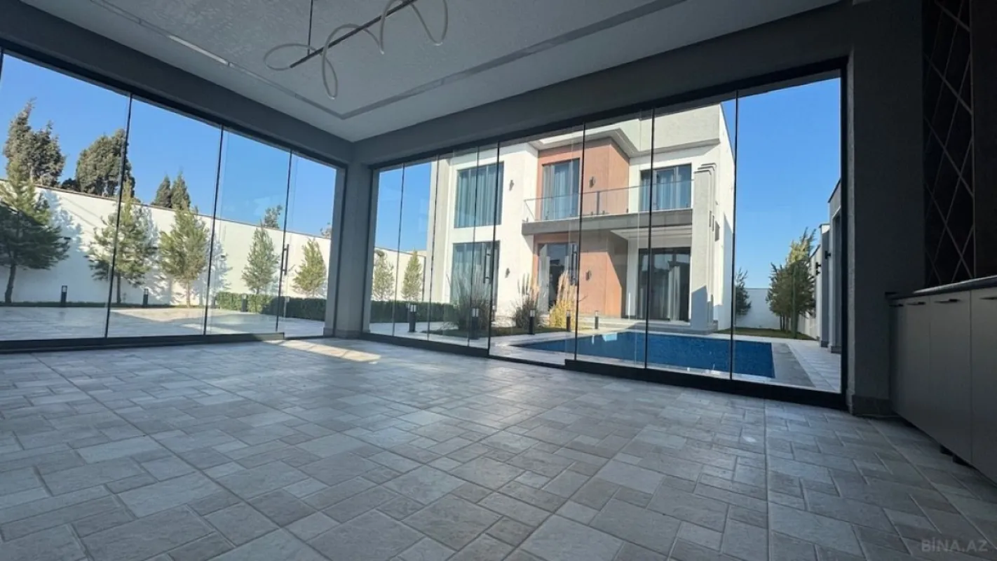 Satılır 4 otaqlı həyət evi 210 m²