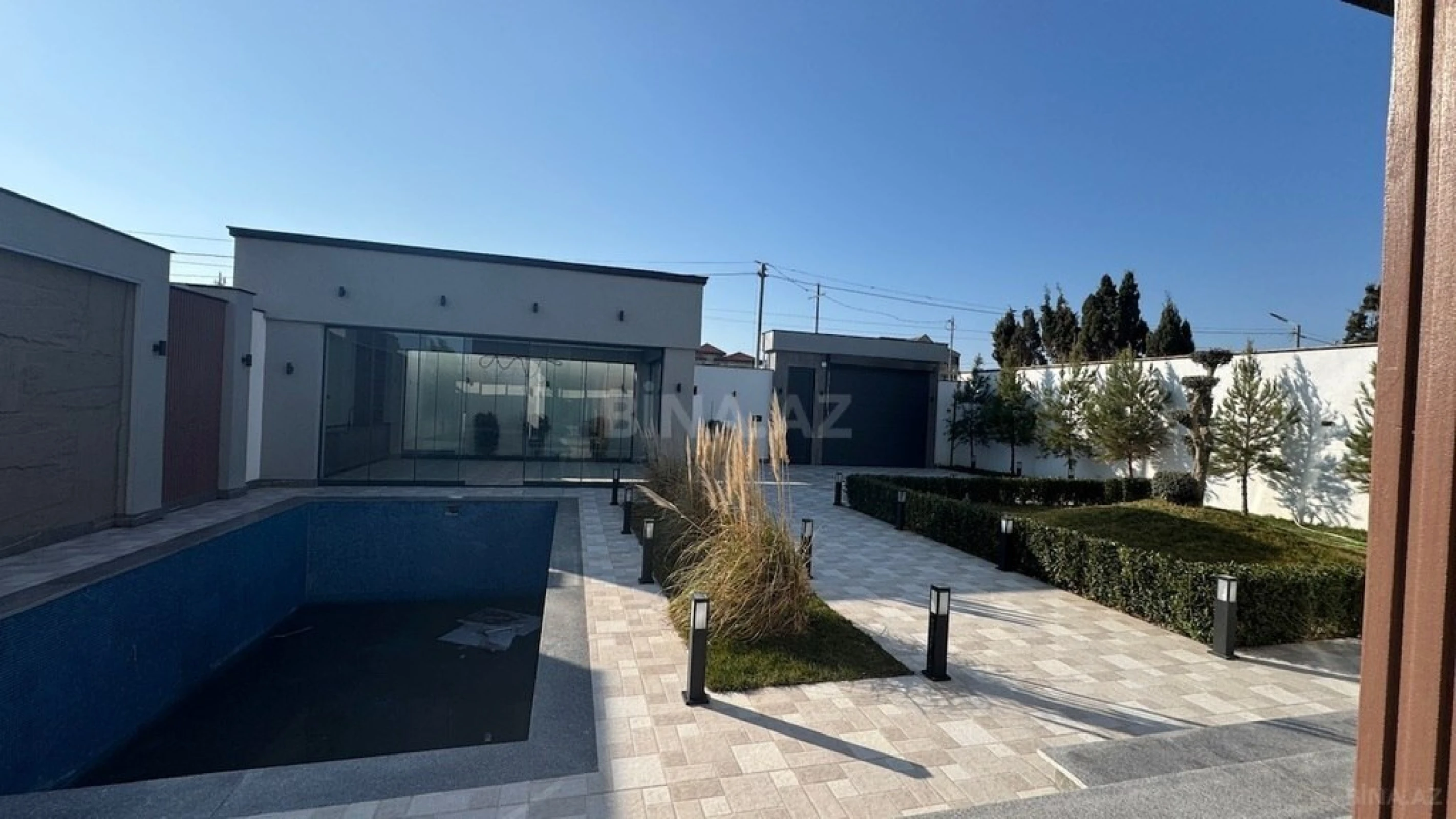 Satılır 4 otaqlı həyət evi 210 m²