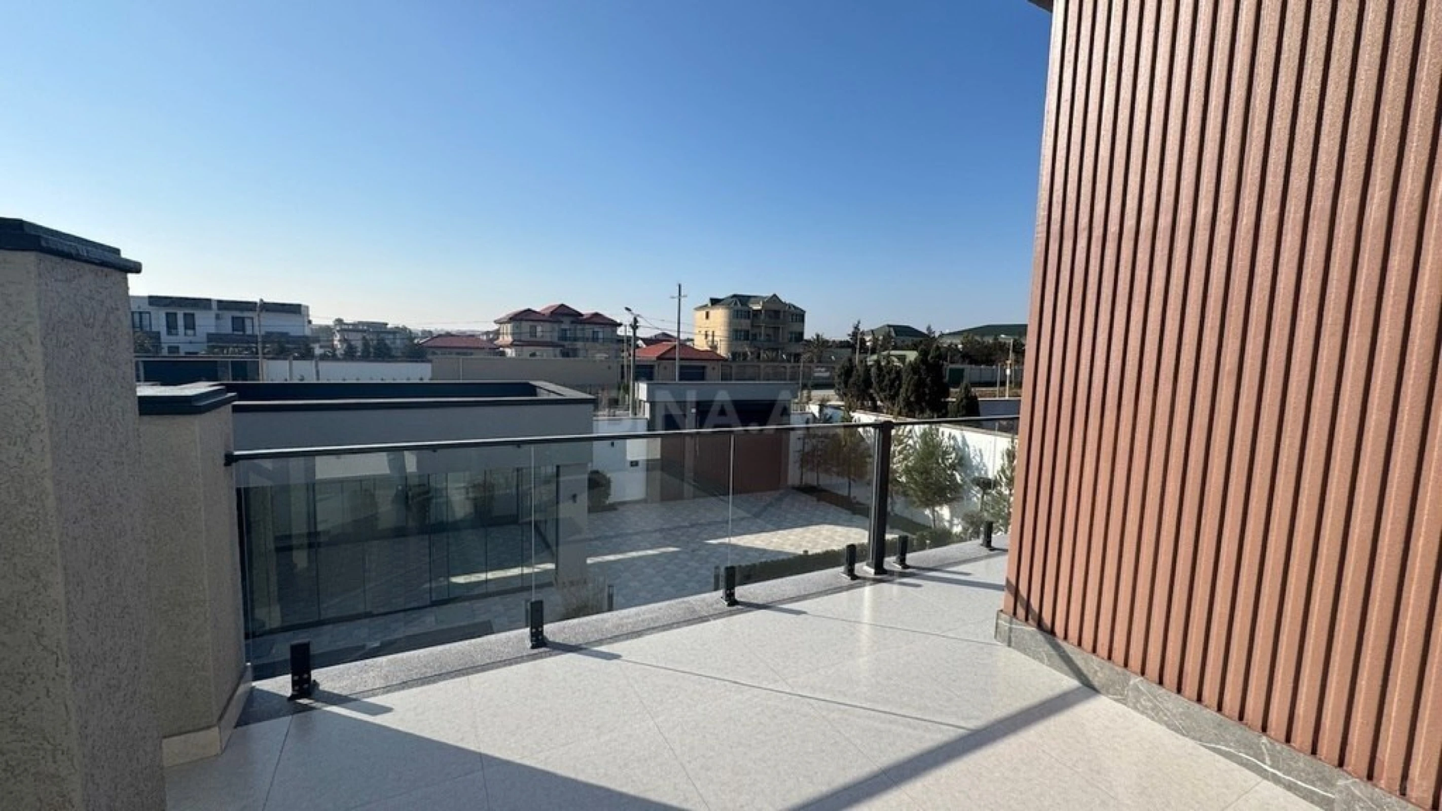 Satılır 4 otaqlı həyət evi 210 m²