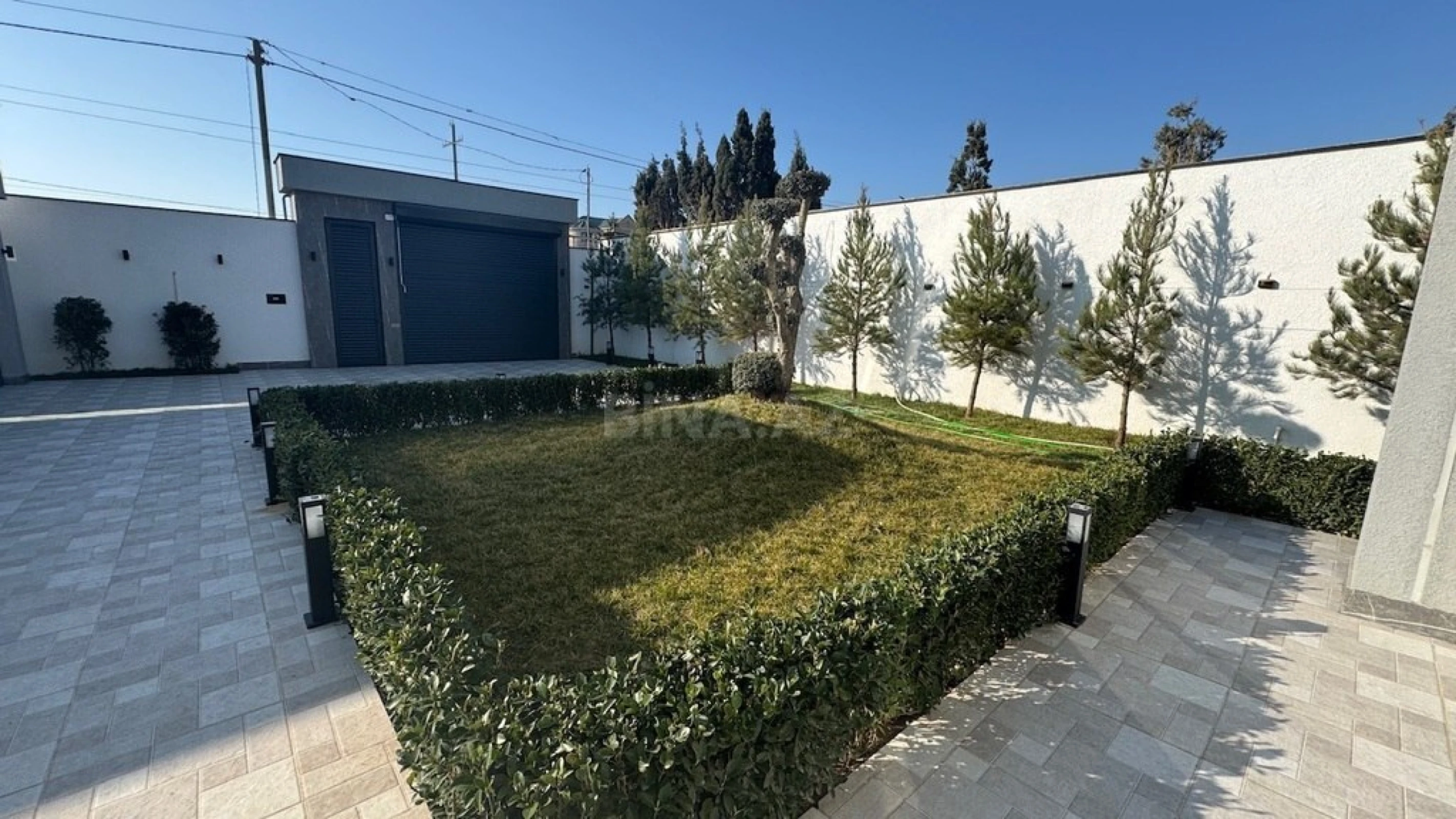Satılır 4 otaqlı həyət evi 210 m²
