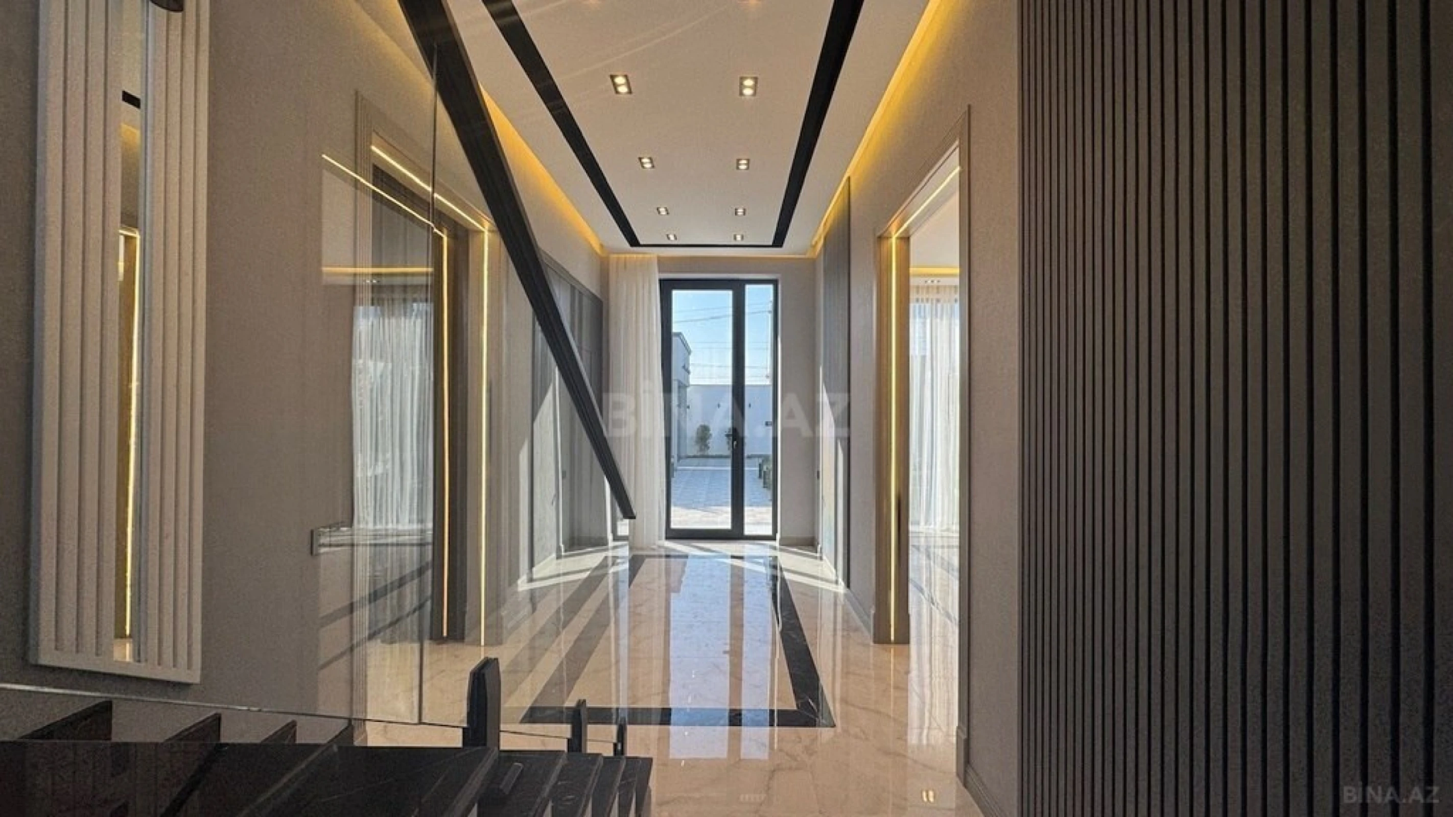 Satılır 4 otaqlı həyət evi 210 m²